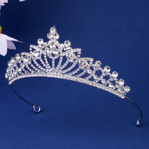 Elegant silver bridal tiara crown with hollowed rhinestones for wedding and parties