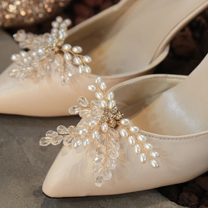 Luxury Alloy Artificial Pearl Flower Shoe Clips Detachable Wedding Bridal Shoe Buckles Rhinestone Crystal Shoe Decoration For Leather Pumps Women Accessories
