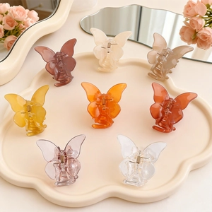 Sweet Butterfly Hair Claw Clips Translucent Polystyrene Shark Clip Minimalist Resin Hair Grip For Women Fashion Accessories