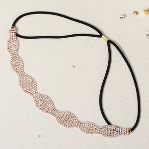 Bandeau ondulé élégant en or rose avec strass et élastique noir pour mariée chic