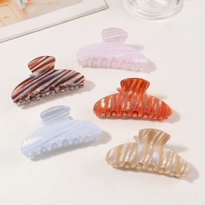 5-piece set of pearlescent striped hair claws in elegant assorted pastel colors