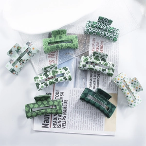 Large St Patrick's Day Shamrock Hair Claw Clip For Women Green White Checkered Polka Dot Gnome Pattern Hair Accessories