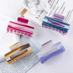 Set of 4 gradient acetate rectangular hair claws with marble texture for women