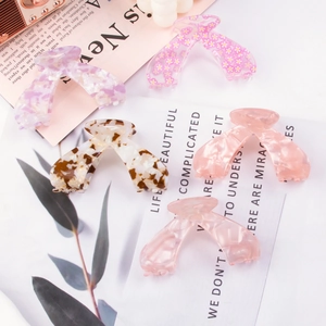Butterfly Shape Floral PVC Hair Claw Clip Sweet Pink Marble Pattern Large Shark Clip Fashion Hair Accessories For Women