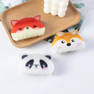 Drei tlg Set Cartoon Tier Haarklammern aus Acryl mit Fuchs Hund und Panda Motiven