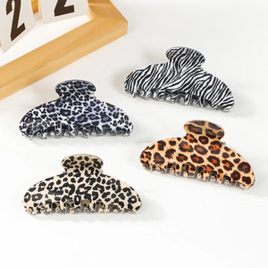 Grande Pince à Cheveux en PVC Style Coréen Imprimé Léopard Motif Zèbre Accessoires de Coiffure Faits à la Main pour Femmes