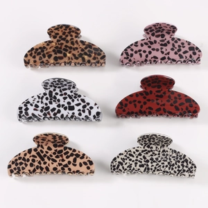 Lot de 6 pinces à cheveux motifs léopard variés pour une coiffure élégante et chic