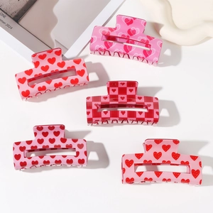 Pinces à Cheveux en PVC à Motif de Cœur Doux pour Femmes Barrettes Carrées à Damiers pour la Saint-Valentin