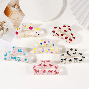 Set of 6 cute Korean style hair claws with diverse patterns like ladybugs and daisies