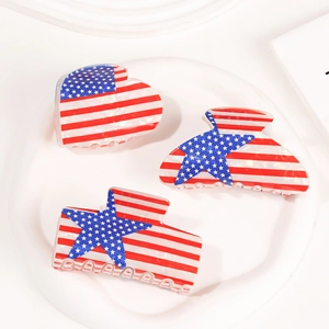 Independence Day hair clips with American flag patterns in heart and crescent shapes