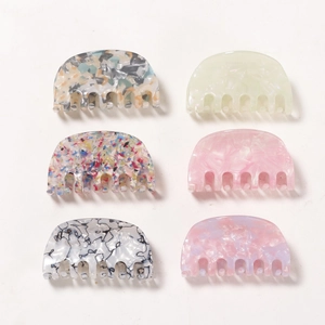 Lot de six pinces à cheveux moyennes en acétate aux motifs de marbre et fleurs colorés