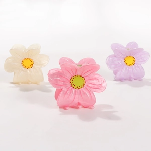 Set di graziose mollette per capelli a fiori colorati in resina opaca rosa e viola