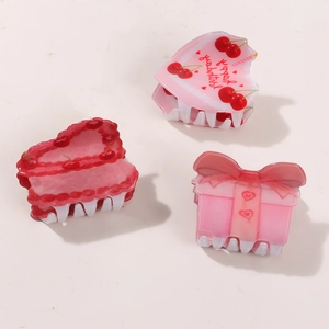 Dreiteiliges Set rosa Acryl-Haarklammern mit Kirschkuchen- und Schleifenkarton-Designs