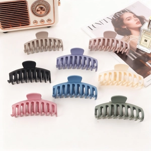 Large Matte Hair Claw Clips For Women Nonslip Strong Hold Shark Hair Clamps Morandi Color Hair Accessories Elegant Styling Tool