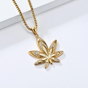 Collier hip-hop doré avec pendentif feuille d'érable serti de zircons blancs brillants