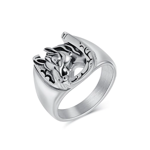 Vintage Horse Head Horseshoe Stainless Steel Ring For Men Women Retro Relief Embossed Punk Band Ring Fashion Jewelry Accessory