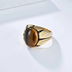 Anillo vintage para hombre en acero inoxidable dorado con piedra ojo de tigre ovalada