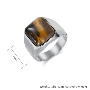 Macro-opname met 17mm breedte en 13g gewicht van de vierkante tijgeroog roestvrijstalen ring