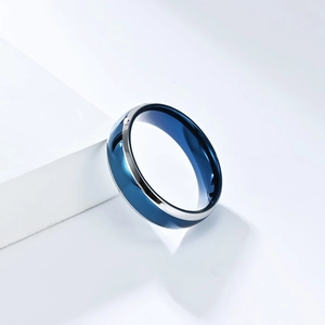 Bague minimaliste bicolore en acier inoxydable argent poli et finition bleu foncé