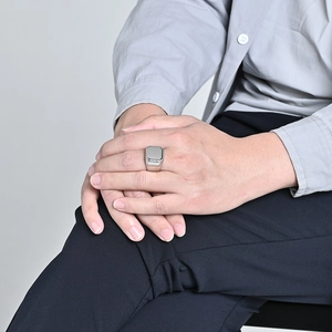 Bague chevalière carrée argentée minimaliste pour hommes en acier inoxydable poli
