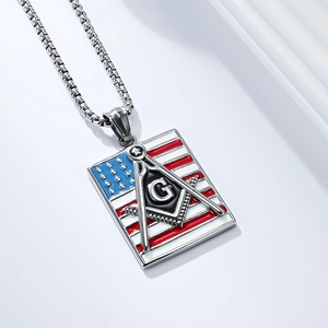 Collier en acier poli avec symbole de la Franc-maçonnerie et drapeau américain