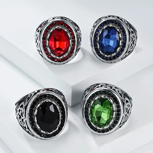 Vintage Stainless Steel Signet Ring For Men Retro Oval Rhinestone Inlaid Hollow Carved Band Ring Gothic Fashion Jewelry Gift