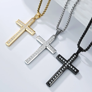 Collana con Pendente a Croce in Acciaio Inossidabile con Strass per Uomo Donna Gioielli Religiosi Personalizzati Collana Croce Cristiana