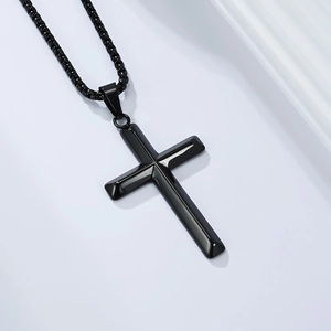 Poliertes schwarzes Edelstahl-Kreuz-Halskette mit modernem Rauten-Design für Herren