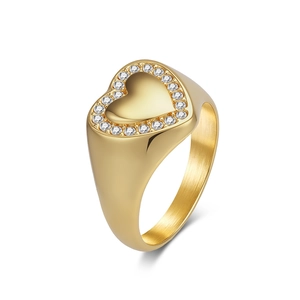 European Fashion Heart Signet Ring For Women Stainless Steel 18K Gold Plated Rhinestone Pave Inlaid Statement Ring Chic Jewelry
