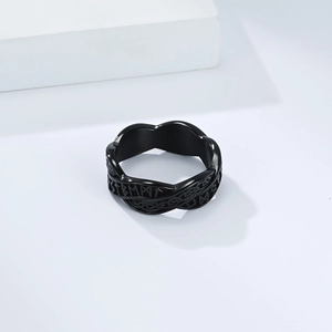 Noorse viking rune ring van zwart roestvrij staal met gedraaide eeuwigheidsknoop