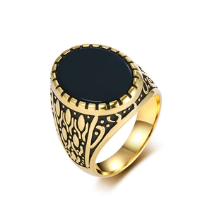 Bague Vintage en Acier Titane pour Hommes avec Relief Totem Pierre Noire Incrustée Poli Rétro Or Argent Bijoux pour Fête Quotidienne