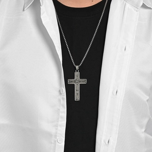 Pendentif croix gothique vintage en argent rétro avec gravure en relief pour hommes chic