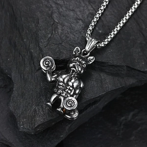 Collana con ciondolo bulldog muscoloso con manubrio in acciaio inossidabile opaco