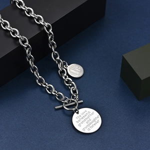 Collier chaîne punk en acier inoxydable avec boucle OT et pendentifs ronds gravés