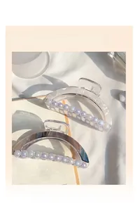 Détails des pinces à cheveux en perles élégantes avec design ajouré et ressort métallique