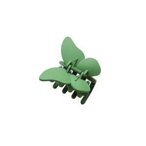 Pince à cheveux papillon vert mat avec texture givrée pour une tenue parfaite