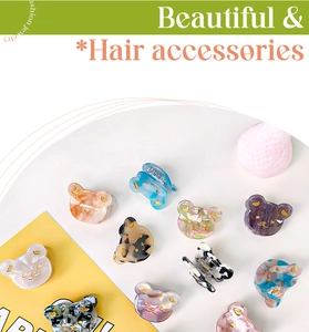 Lot de mini barrettes ours en acétate coloré avec motifs de marbre élégants