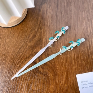 Palillo para el Pelo Vintage de Estilo Chino Nudo de Bambú Acrílico Aleación Hojas Verdes Strass para Mujer Accesorios Hanfu