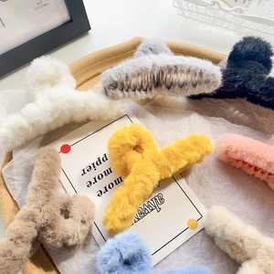 Faux fur hair claw clips in assorted colors for autumn and winter hairstyles