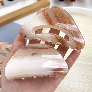Semicircle marble pattern acrylic hair claw clip set with elegant tortoiseshell finish