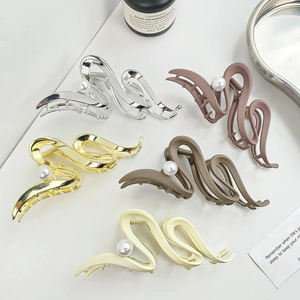 Elegante Pinza per Capelli in Lega a Onda Con Grande Imitazione Perla Artificial Clip Squalo in Metallo Minimalista Accessori Capelli
