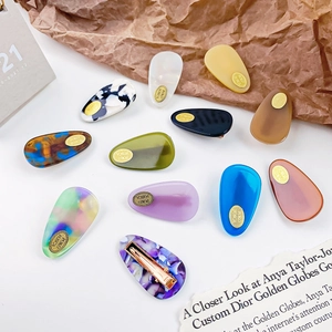 Elegant Cellulose Acetate Oval Hair Clips Handmade Marble Pattern Bangs Side Clips Fashion Headwear Women Styling Accessory