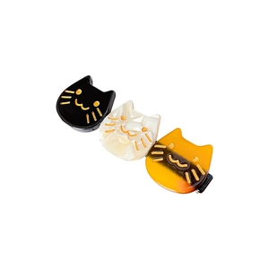 Three-cat acetate hair clip with gold facial details and vintage French style finish