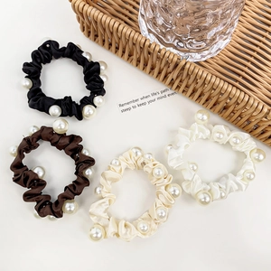 Elegant Satin Scrunchies With Large Artificial Pearl French Style Vintage Elastic Hair Ties For Women Hair Accessories