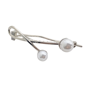 Baroque pearl hair clip with silver twisted metal design and glossy white pearls