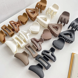 Pince à Cheveux Géométrique Mate Minimaliste de Style Coréen pour Femmes Accessoire de Coiffure en Plastique de Couleur Unie