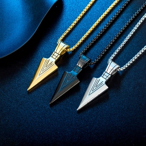 Retro spearhead pendant necklaces in gold, black and silver finishes for men