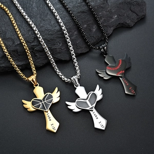Détails de colliers croix avec gravure Luke 1:37 et pendentifs sportifs cœur
