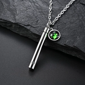 Pendentif flacon de parfum lumineux douze constellations en acier sur chaîne argent