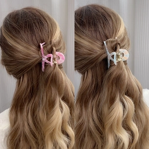 Pinces à cheveux élégantes en acétate à motif marbré rose et bleu pour femmes